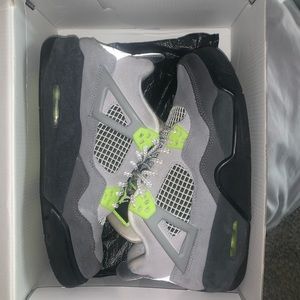 Grade school Jordan retro 4s